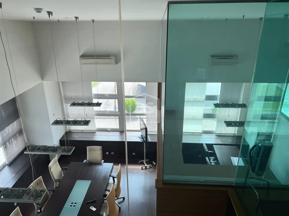 Escritório para Arrendamento em Marinha Grande Foto 9