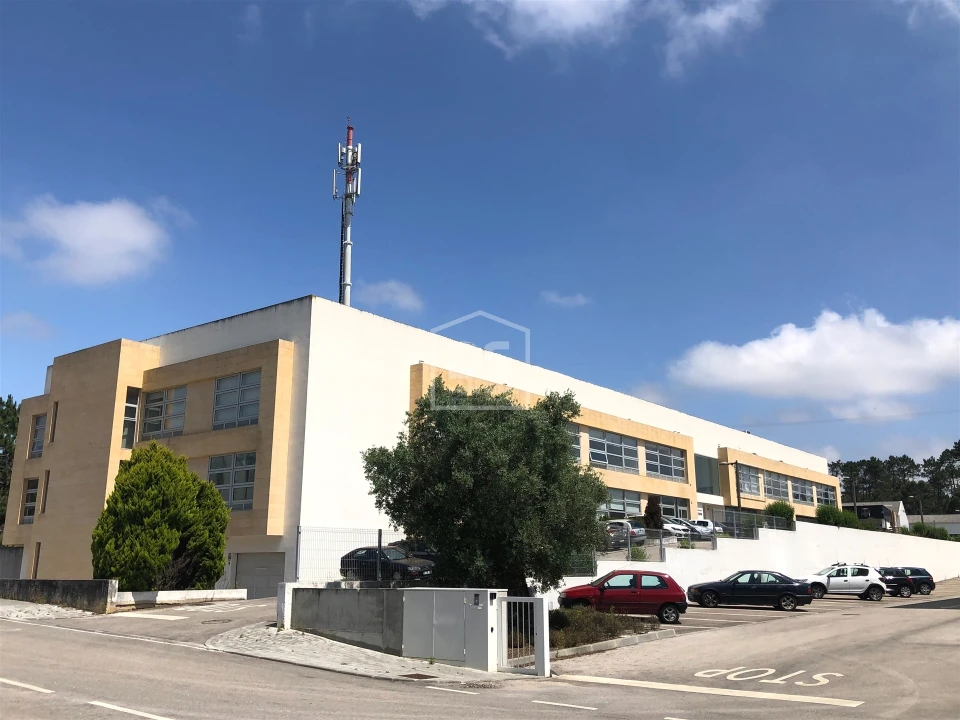 Escritório para Arrendamento em Marinha Grande Foto 4