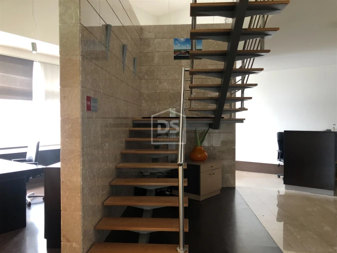 Escritório para Arrendamento em Marinha Grande Foto 16