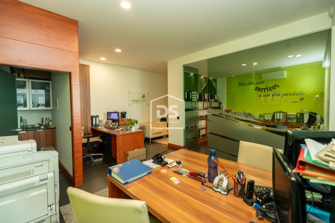 Escritório para Venda em Marinha Grande Foto 9