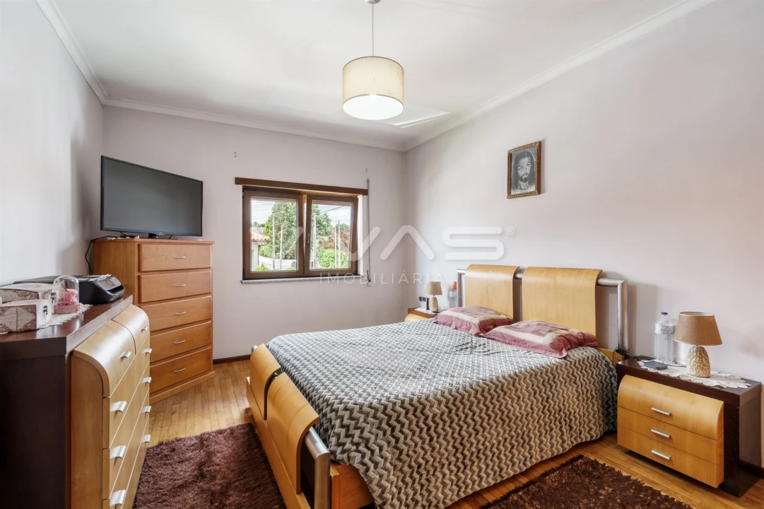 Moradia T4 para Venda em Lage Foto 21