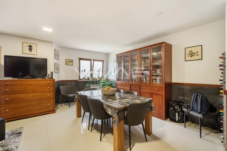 Moradia T4 para Venda em Lage Foto 11