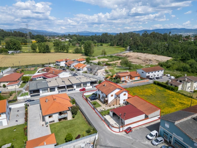 Moradia T4 para Venda em Lage