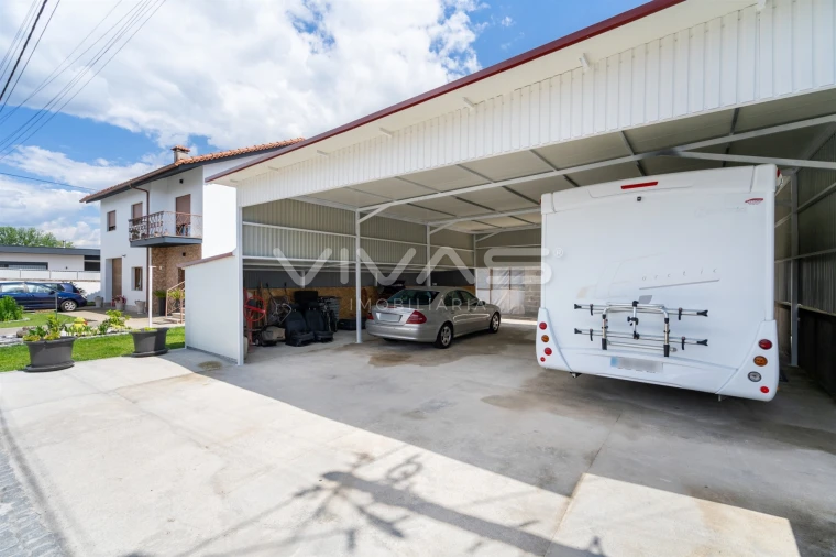 Moradia T4 para Venda em Lage Foto 34