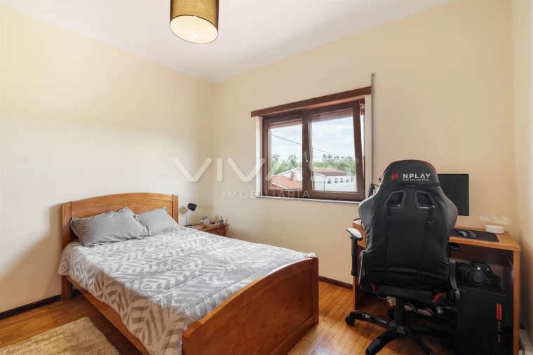 Moradia T4 para Venda em Lage Foto 23