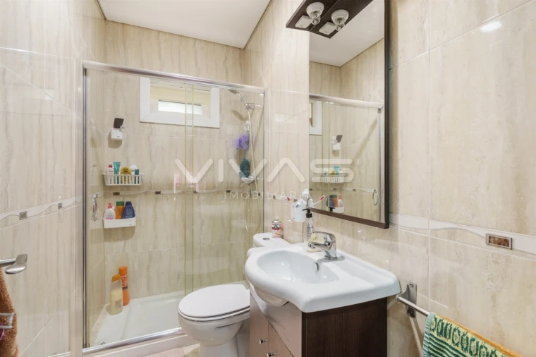 Moradia T4 para Venda em Lage Foto 19