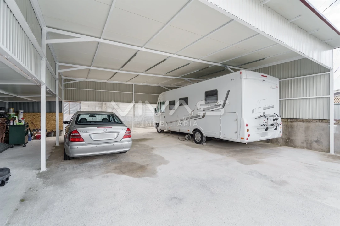 Moradia T4 para Venda em Lage Foto 33