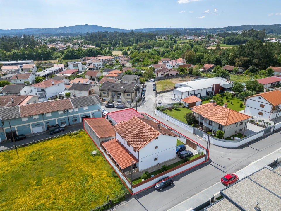 Moradia T4 para Venda em Lage Foto 36