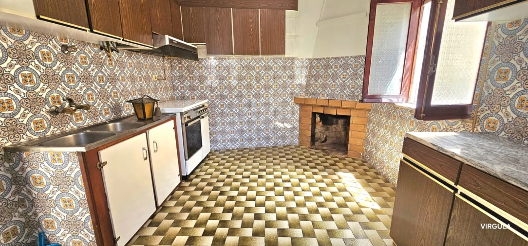 Moradia T2 para Venda em Peso e Vales do Rio Foto 7