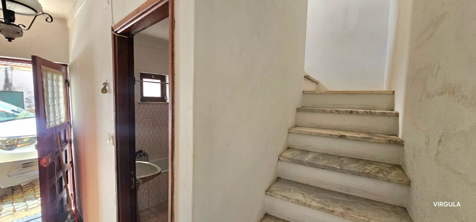 Moradia T2 para Venda em Peso e Vales do Rio Foto 22