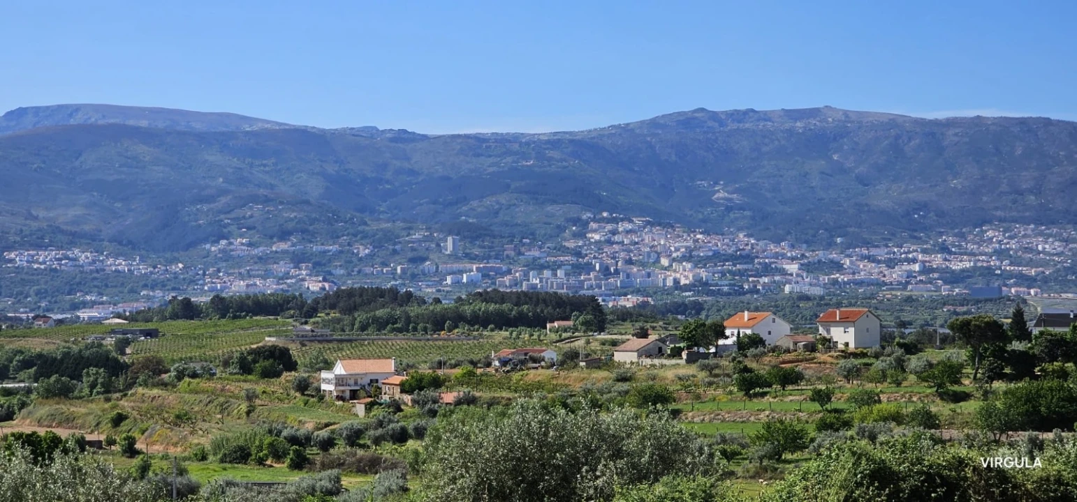 Quinta T4 para Venda em Ferro Foto 22