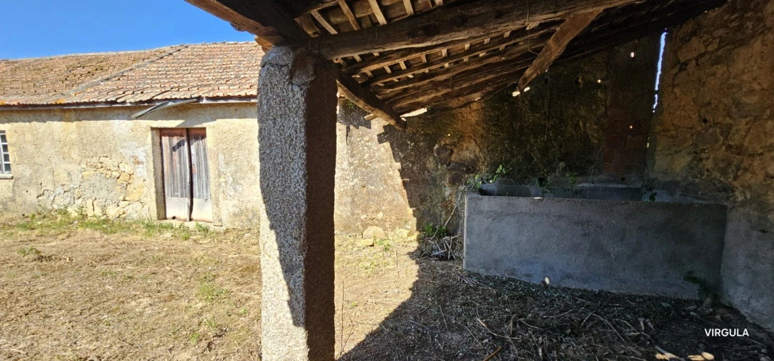 Quinta T4 para Venda em Ferro Foto 10