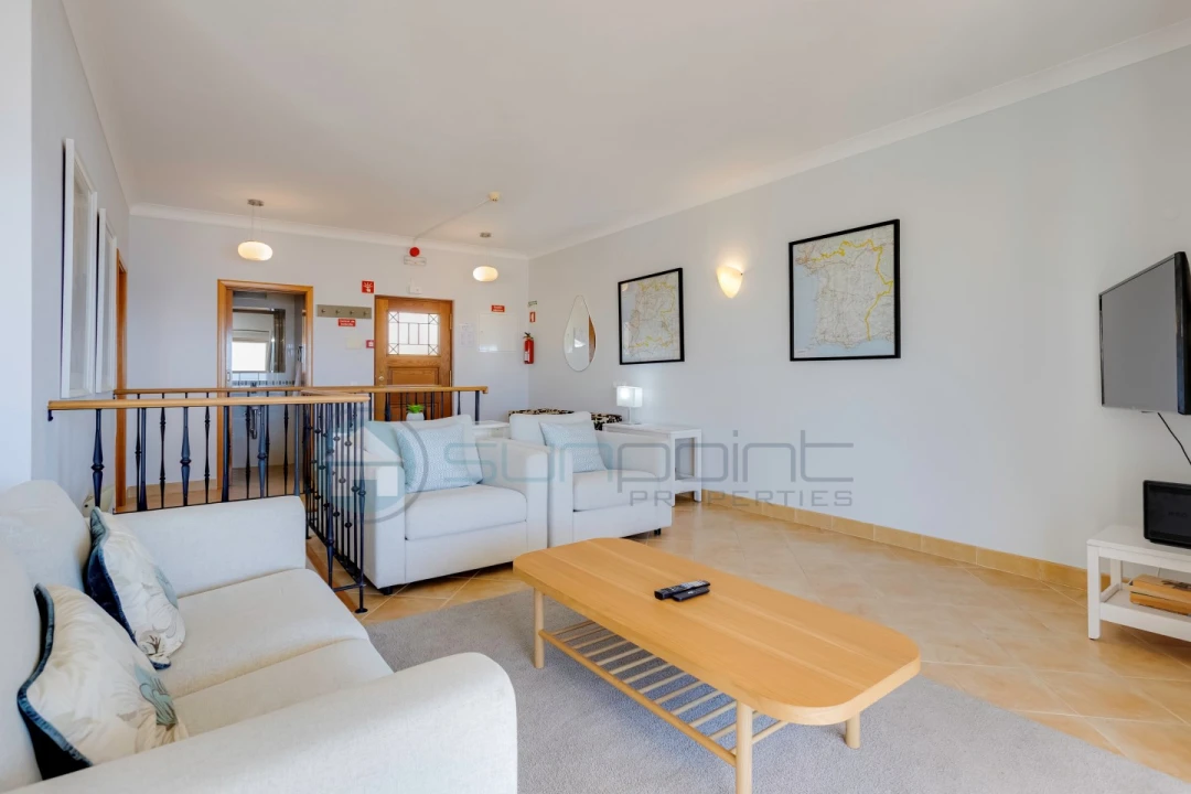 Moradia T2 para Venda em Budens Foto 9