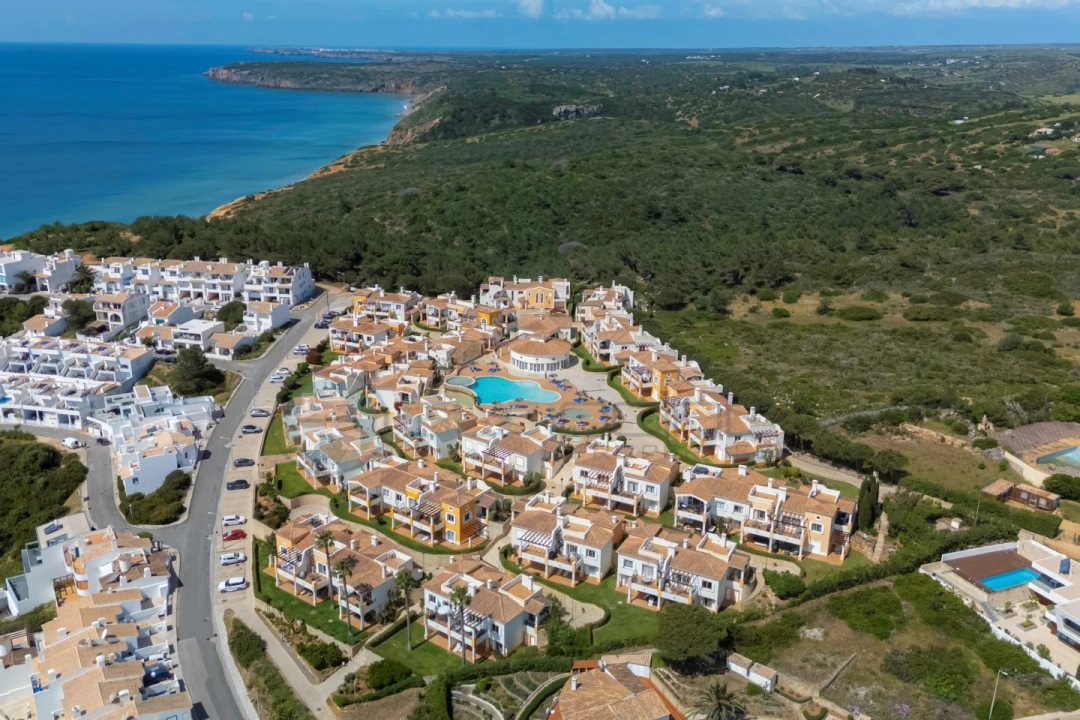 Moradia T2 para Venda em Budens Foto 33