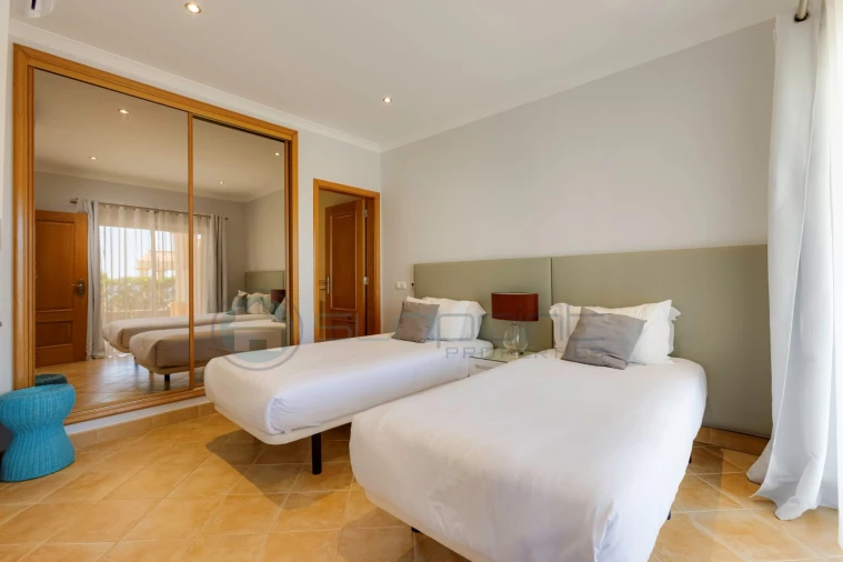 Moradia T2 para Venda em Budens Foto 19