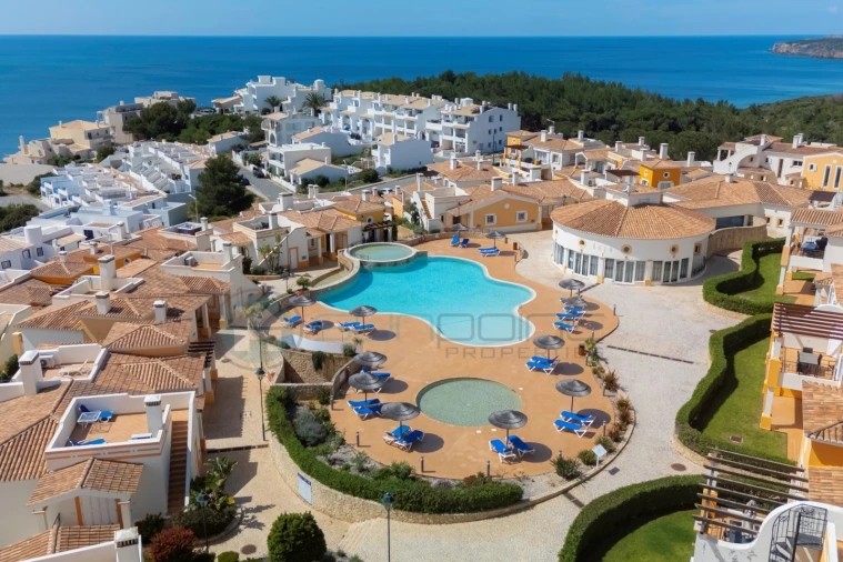 Moradia T2 para Venda em Budens Foto 31