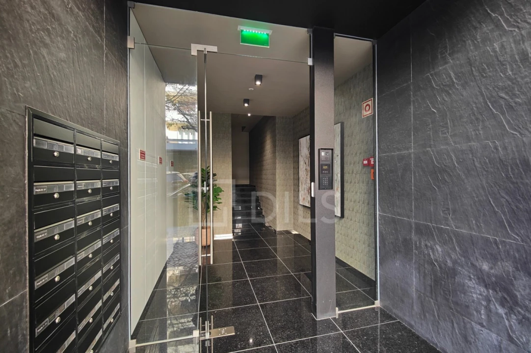 Apartamento T3 para Venda em Avenidas Novas Foto 42