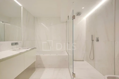 Apartamento T3 para Venda em Avenidas Novas
