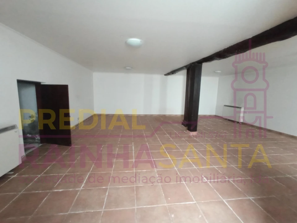 Moradia T5 para Venda em Abrunheira, Verride e Vila Nova da Barca Foto 21