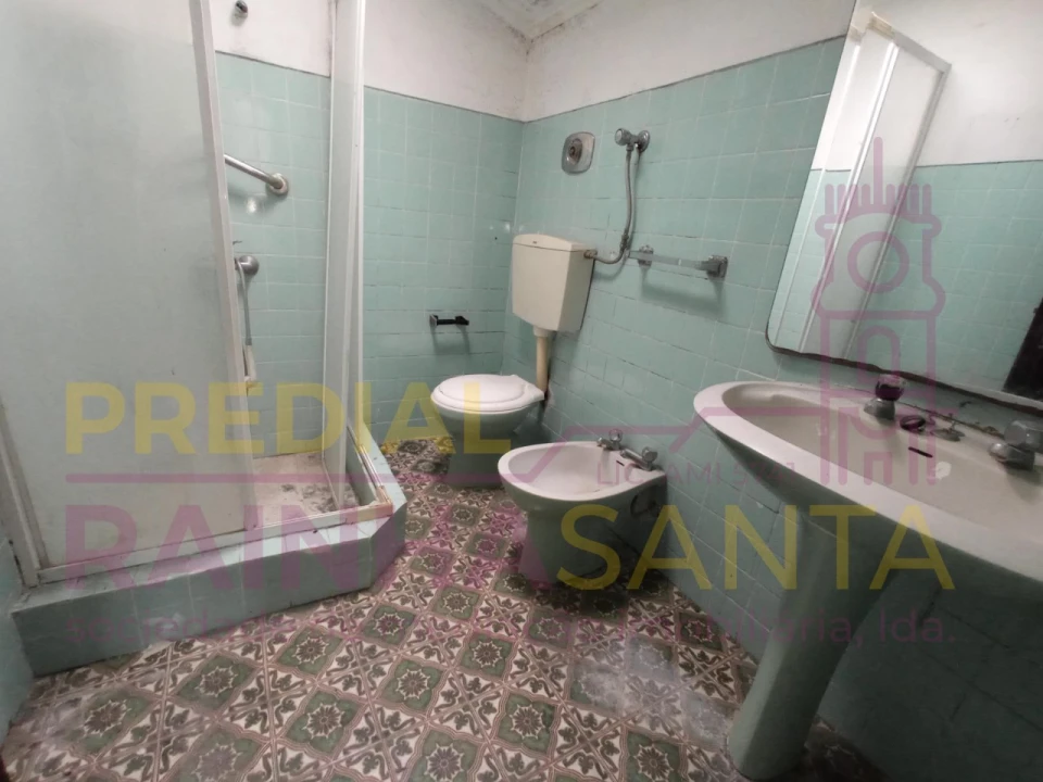 Moradia T5 para Venda em Abrunheira, Verride e Vila Nova da Barca Foto 23