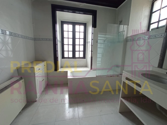 Moradia T5 para Venda em Abrunheira, Verride e Vila Nova da Barca Foto 12