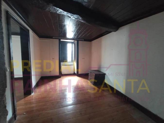 Moradia T5 para Venda em Abrunheira, Verride e Vila Nova da Barca Foto 19