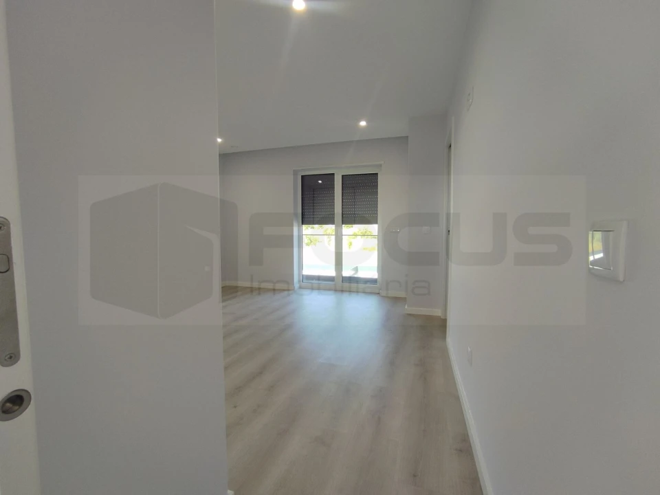 Moradia T4 para Venda em Aradas Foto 19