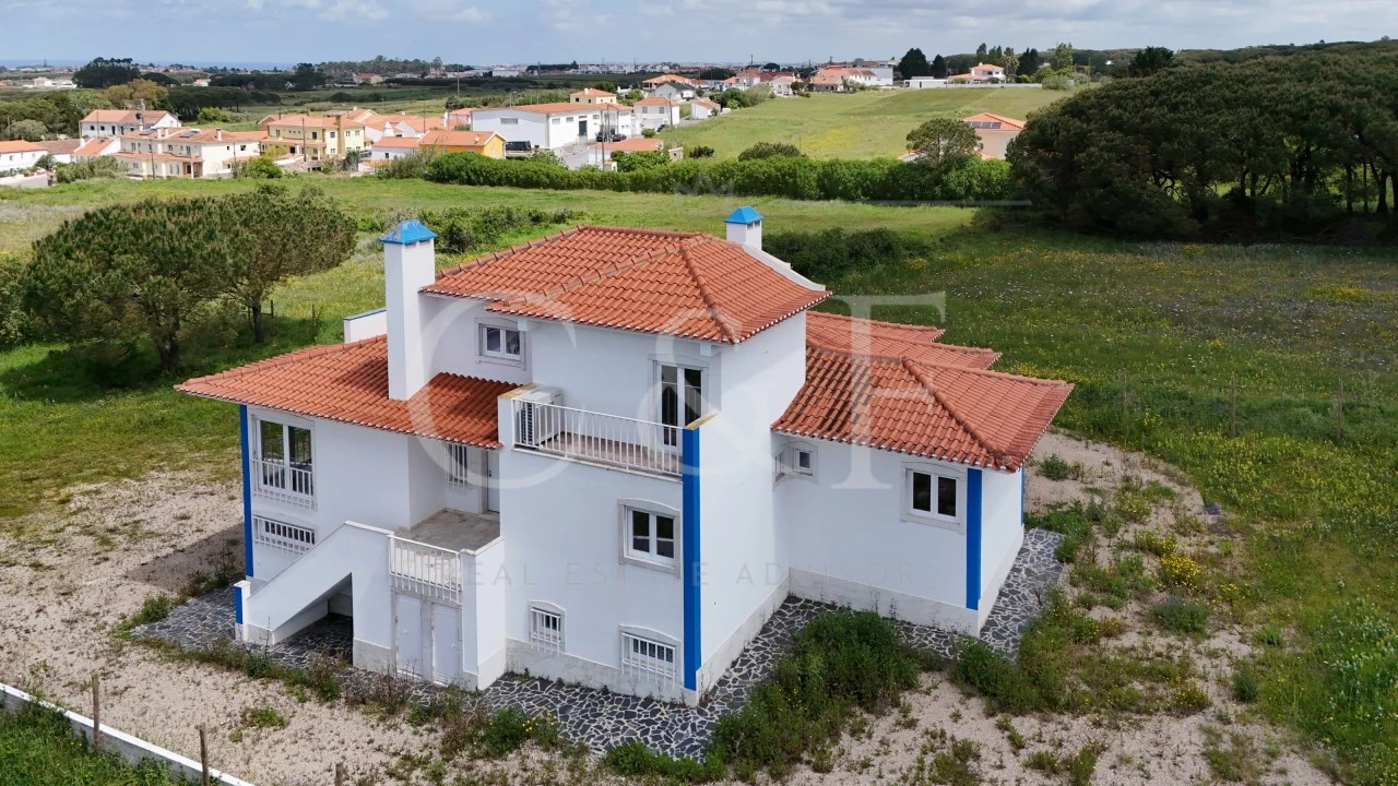 Moradia T4 para Venda em São João das Lampas e Terrugem Foto 8