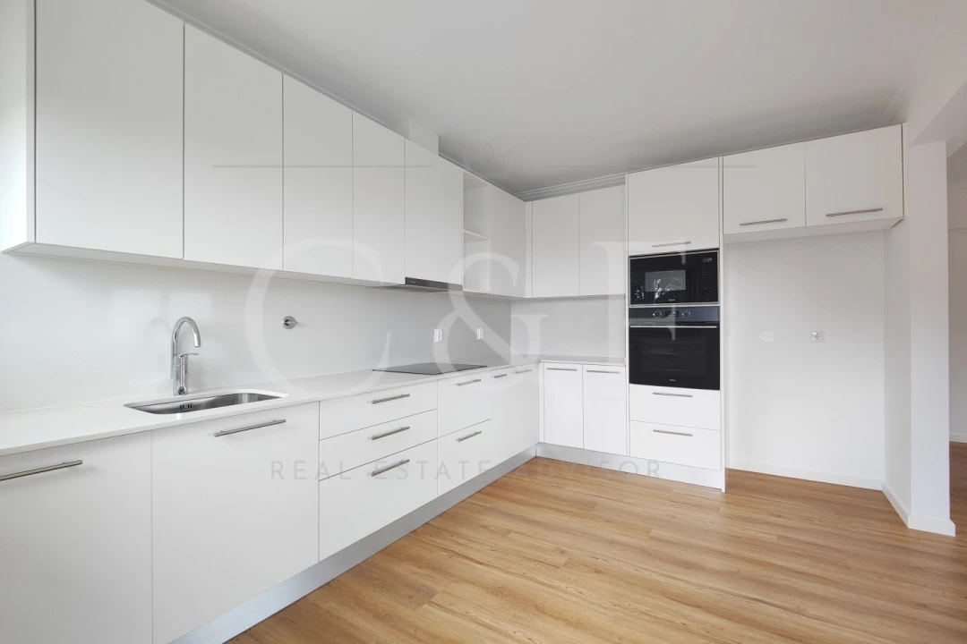 Moradia T4 para Venda em São João das Lampas e Terrugem Foto 48