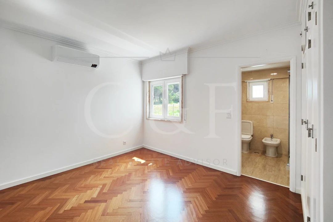 Moradia T4 para Venda em São João das Lampas e Terrugem Foto 56