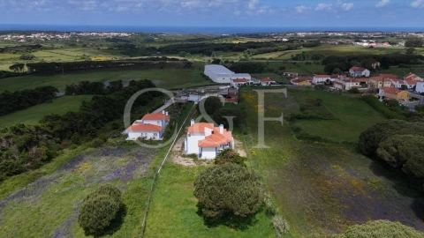 Moradia T4 para Venda em São João das Lampas e Terrugem