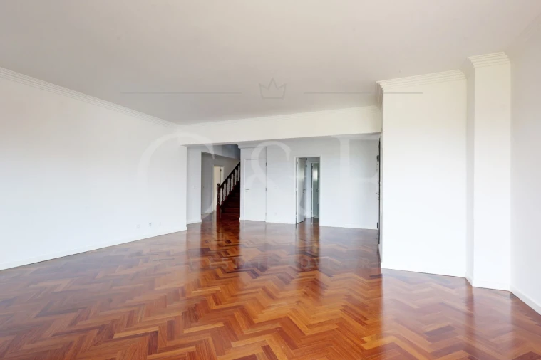 Moradia T4 para Venda em São João das Lampas e Terrugem Foto 34