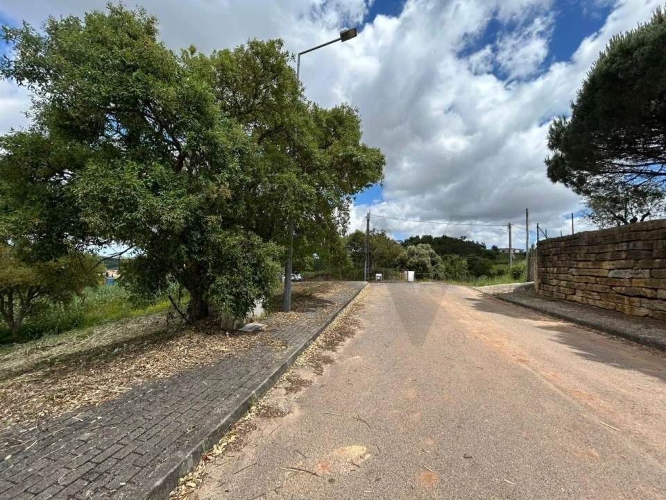 Terreno para Venda em Enxara do Bispo, Gradil e Vila Franca do Rosário Foto 3