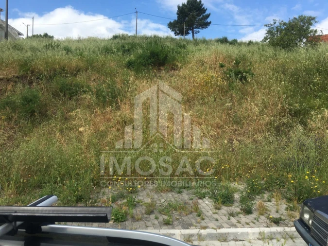 Terreno para Venda em Loures Foto 4