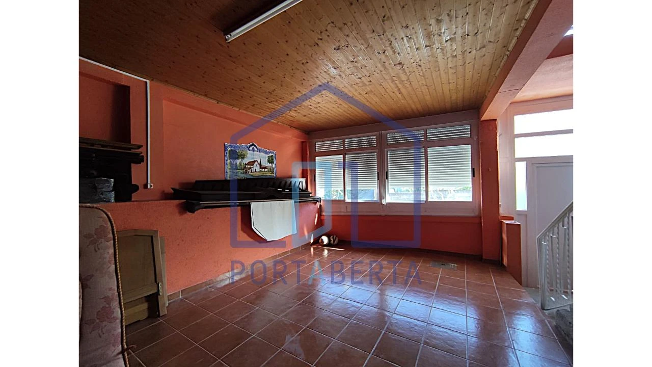 Moradia T6 para Venda em Bustelo Foto 18