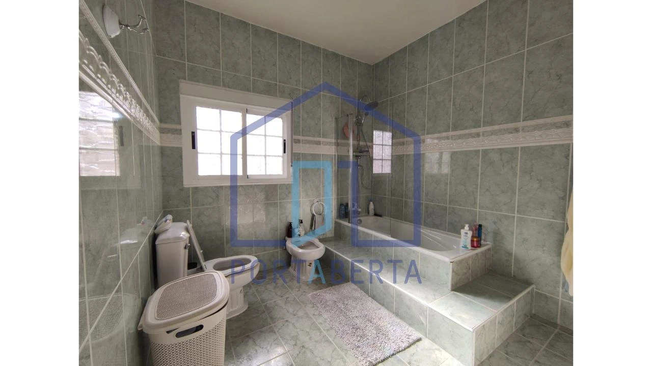 Moradia T6 para Venda em Bustelo Foto 15