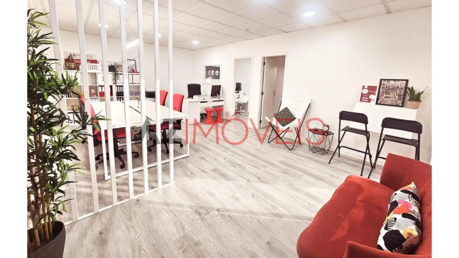 Escritório para Venda em Leiria, Pousos, Barreira e Cortes Foto 1