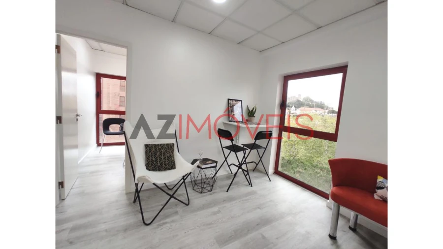 Escritório para Venda em Leiria, Pousos, Barreira e Cortes Foto 7