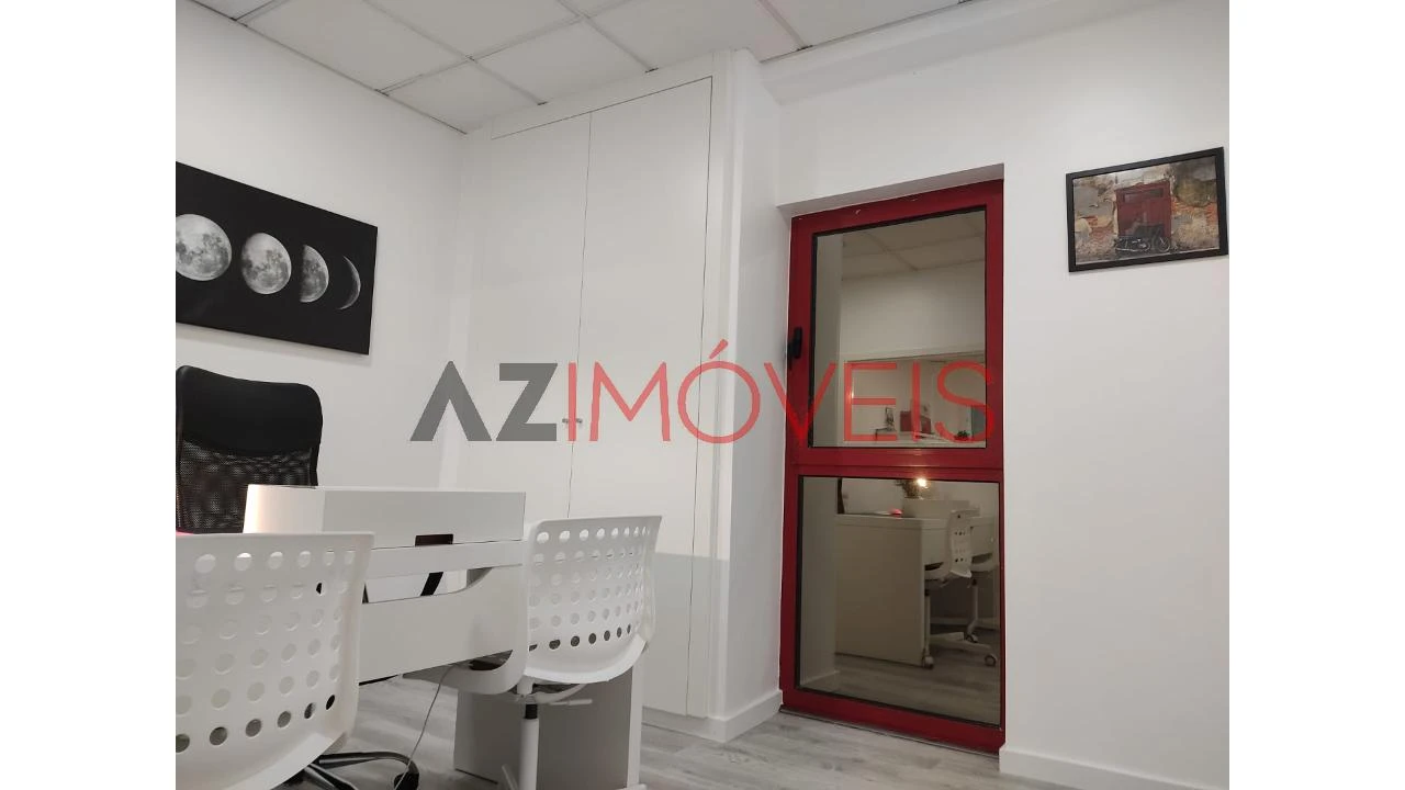 Escritório para Venda em Leiria, Pousos, Barreira e Cortes Foto 4