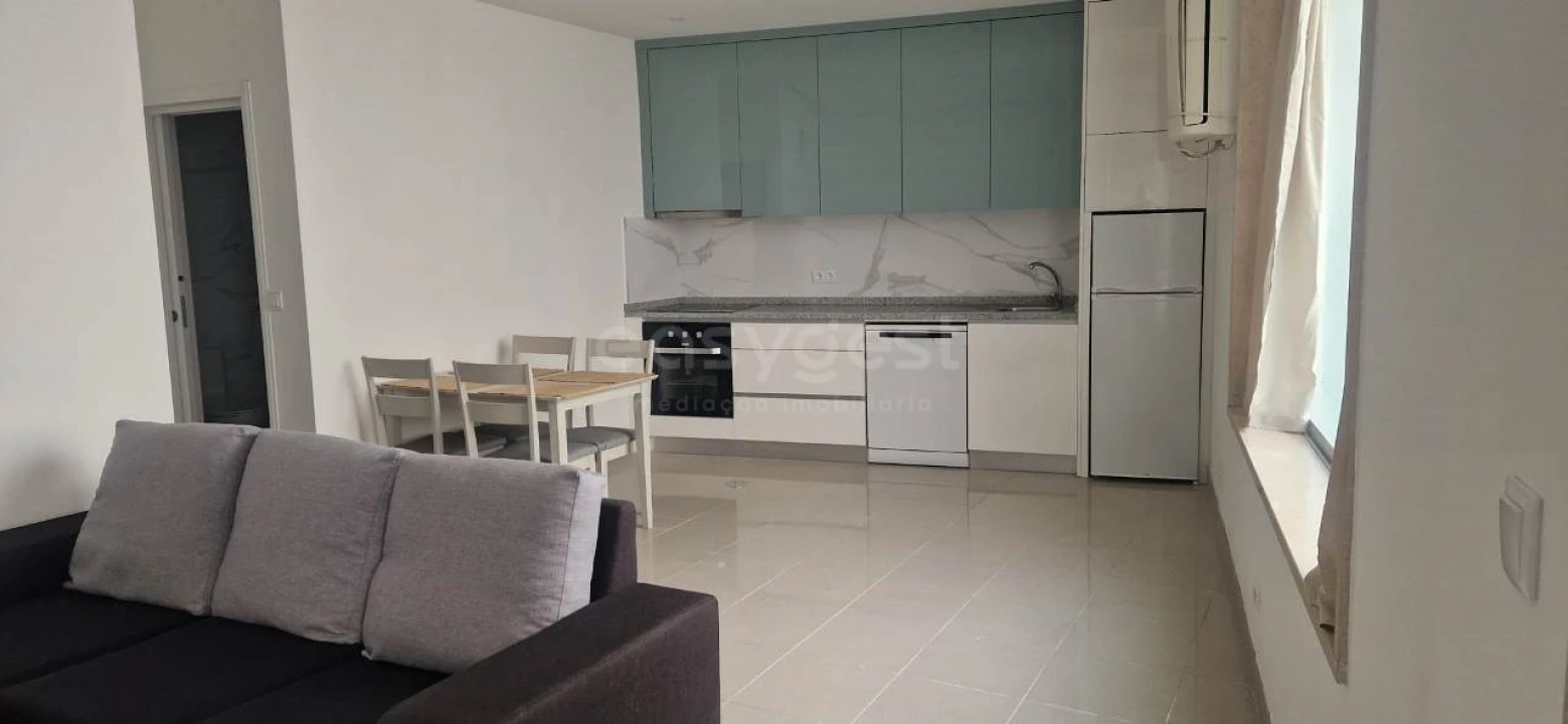 Apartamento T1 para Venda em Glória e Vera Cruz Foto 1