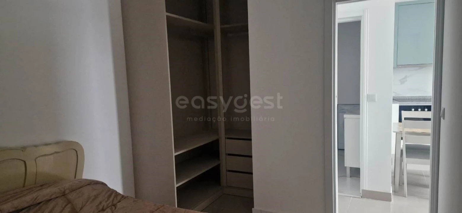 Apartamento T1 para Venda em Glória e Vera Cruz Foto 21