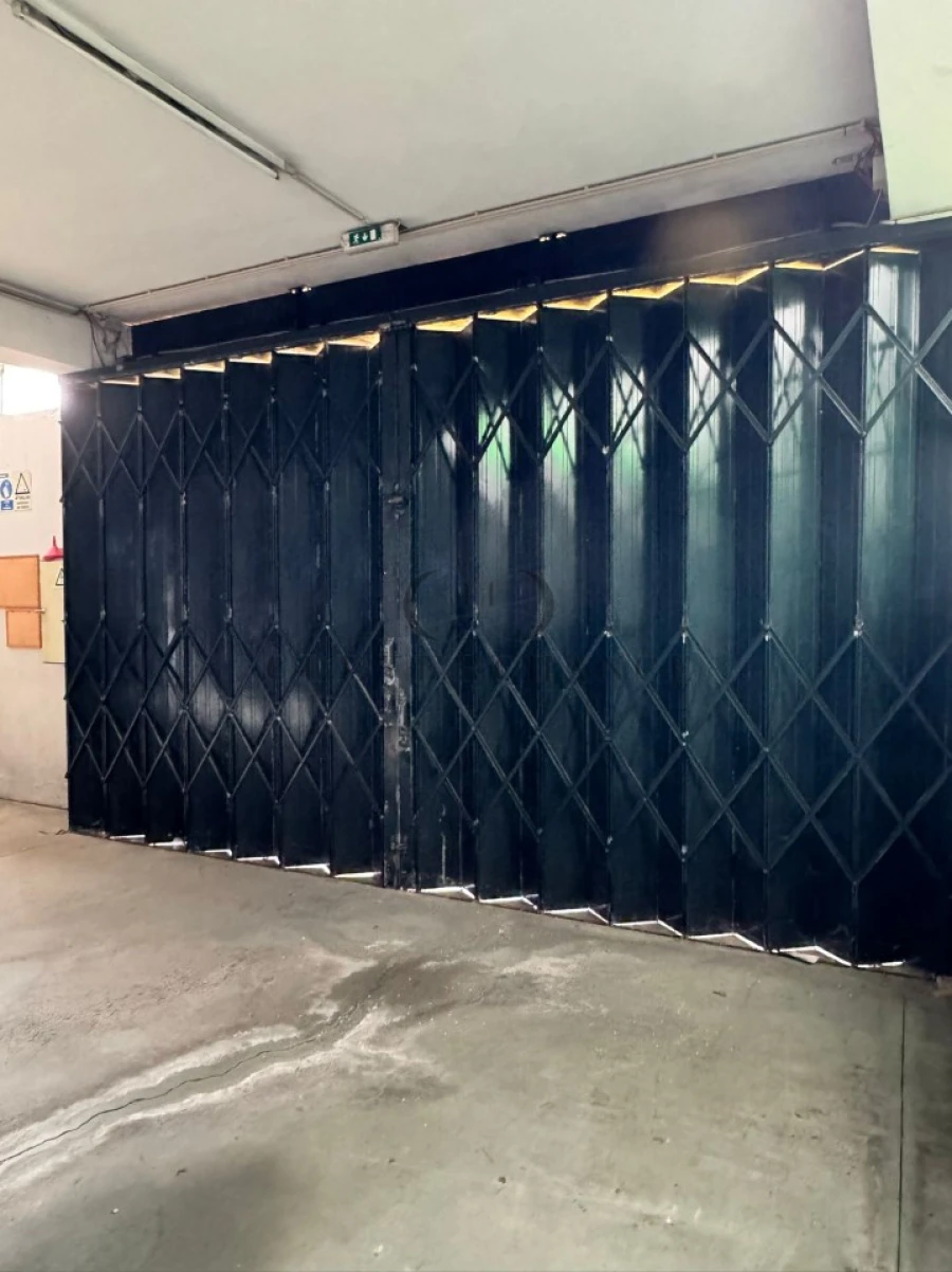 Armazém para Venda em Gulpilhares e Valadares Foto 13