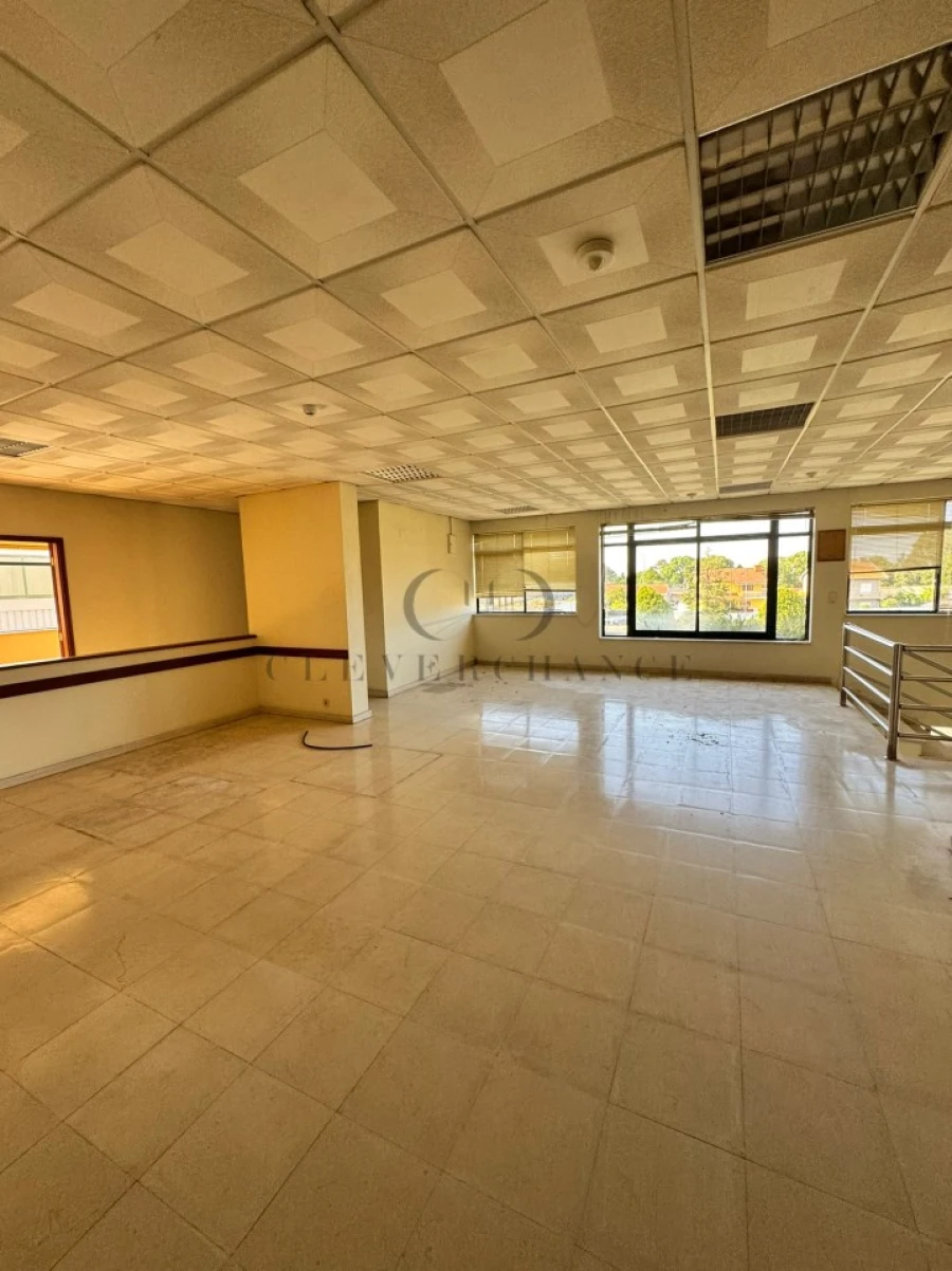 Armazém para Venda em Gulpilhares e Valadares Foto 24