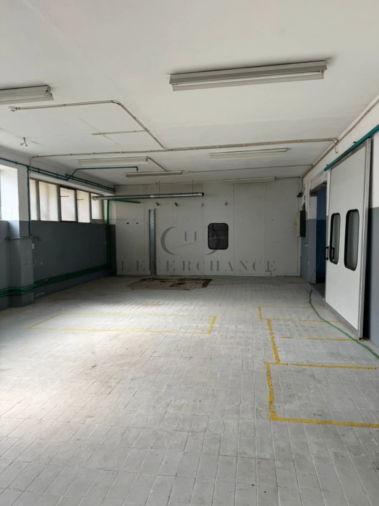 Armazém para Arrendamento em Gulpilhares e Valadares Foto 9