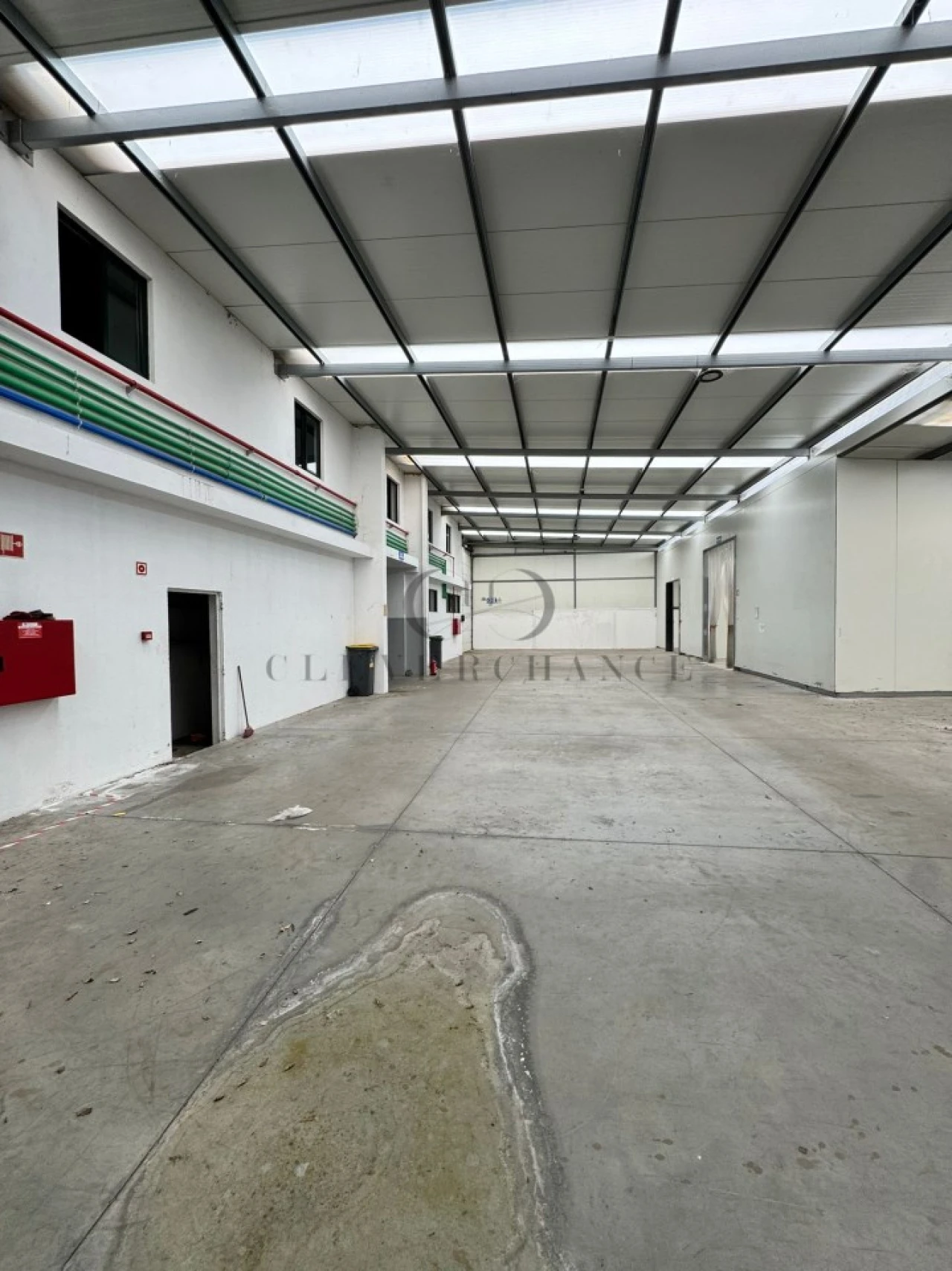 Armazém para Arrendamento em Gulpilhares e Valadares Foto 19