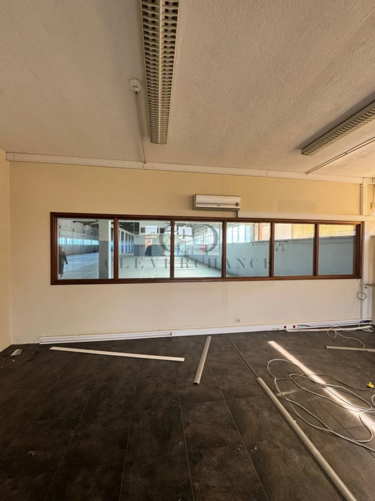 Armazém para Arrendamento em Gulpilhares e Valadares Foto 22