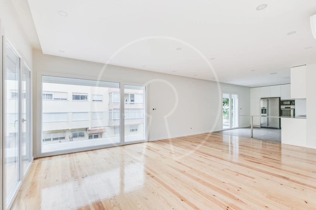 Apartamento T4 para Venda em Cascais e Estoril Foto 1