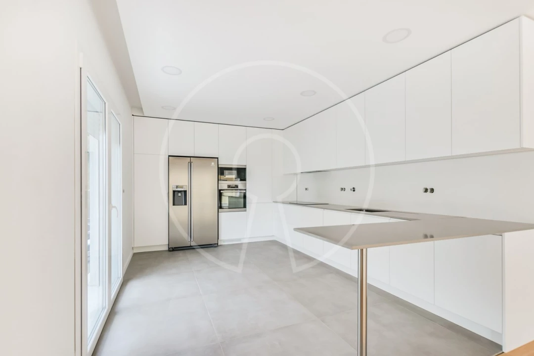 Apartamento T4 para Venda em Cascais e Estoril Foto 5