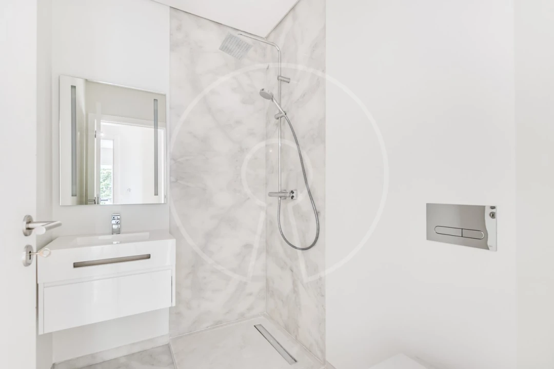 Apartamento T4 para Venda em Cascais e Estoril Foto 18