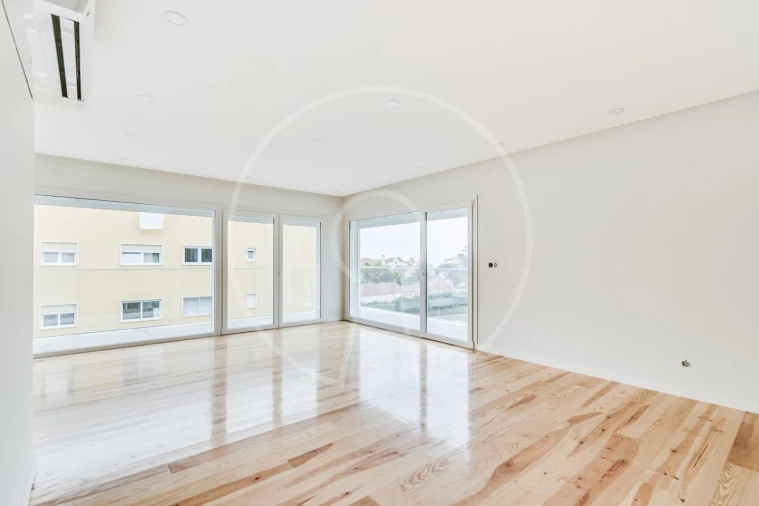 Apartamento T4 para Venda em Cascais e Estoril Foto 2